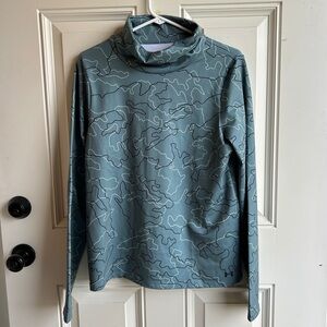 NWT Under Armour Women's Long Sleeve Mock Neck Top Green Camo Size Medium